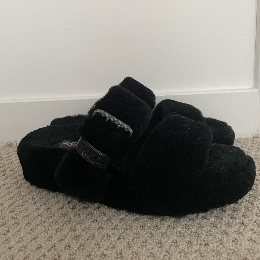 Ugg Double Strap Plush Platform Slippers Size 7 - image 4